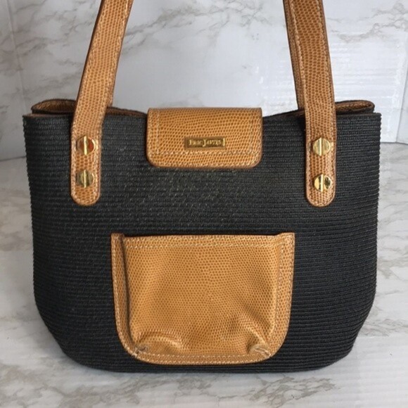Eric Javits Squishee Black Woven Straw Light Beige Leather Trim Turnlock close - Picture 4 of 12
